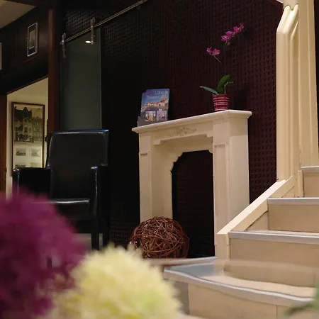 Jensen Hotel 3*