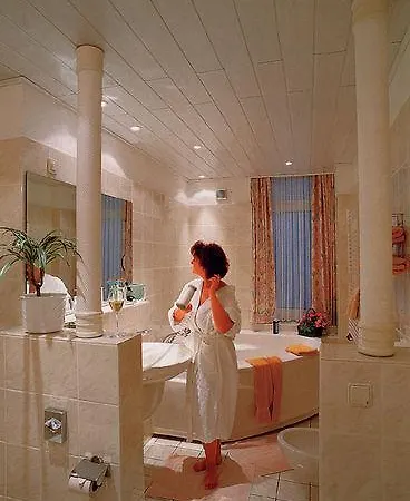Jensen Hotel 3*