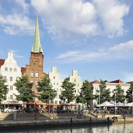 Hotel Jensen 3*